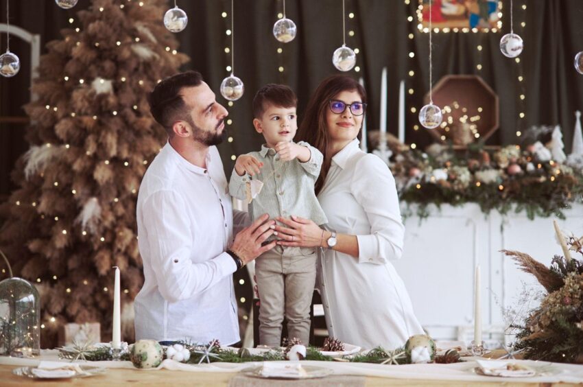 Choosing the Perfect Prelit Christmas Tree for Your Home